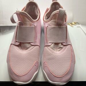 Nike Kids Slip-On Sneakers in Light Pink and White